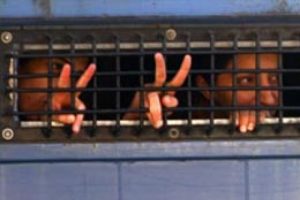 İki satır T&uuml;rk&ccedil;e konuş, gerisini K&uuml;rt&ccedil;e konuş!