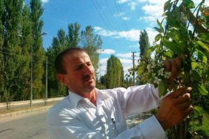 Sıcağı g&ouml;r&uuml;nce &ccedil;i&ccedil;ek a&ccedil;tı