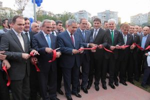 Bursa'ya hizmet yağıyor