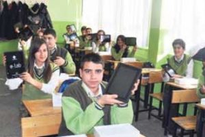 Projede sular durulmuyor!