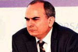 Baş&ccedil;ı: Kur i&ccedil;in faizle oynamam
