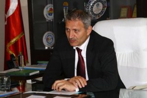 Adapazarı Belediye Başkanı serbest