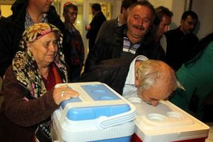 Bağışladıkları organları &ouml;perek uğurladılar