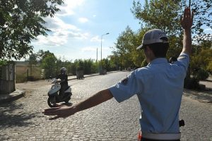 Pizzacıların sipariş yarışına polis ayarı