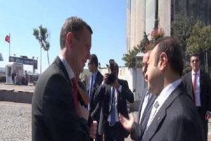 Bağış ile Danimarkalı bakan &ccedil;ok şaşırdı