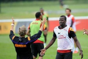 Terim'siz ilk antrenmanda tartışma