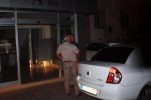 Telefon dolandırıcılığı iddiasına g&ouml;zaltı