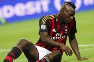 Balotelli'ye Milan y&ouml;netimi de tepkili