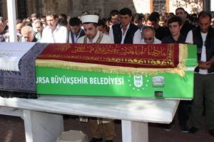Liseli Batuhan'a g&ouml;z&uuml; yaşlı veda