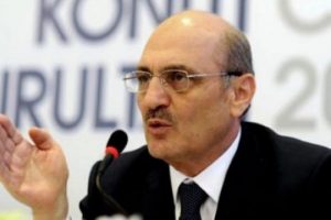 Bayraktar Paris'te ifade veriyor