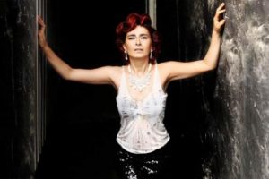 Yıldız Tilbe'den kadınları kızdıracak a&ccedil;ıklama