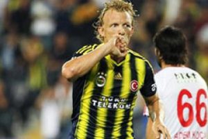 Dirk Kuyt g&ouml;z kamaştırıyor
