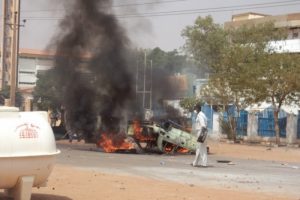 Sudan'da 50 kişinin &ouml;ld&uuml;r&uuml;ld&uuml;ğ&uuml; iddiası