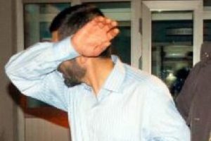 Annesini &ouml;ld&uuml;ren sanığa, &ouml;m&uuml;r boyu hapis