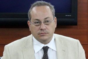 Fazla y&uuml;kleme yol ve ekonomiye zarar veriyor!