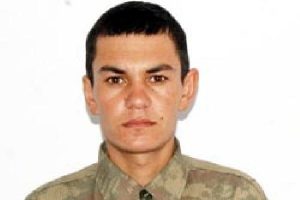 Arı sokan jandarma er hayata 23 g&uuml;n tutunabildi