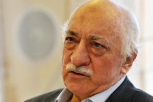 'Kiliseleri yıkarsanız, camileri...'