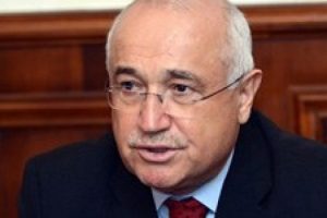 &Ccedil;i&ccedil;ek umutsuz konuştu