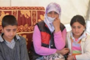 13 yaşında ailesine bakıyor