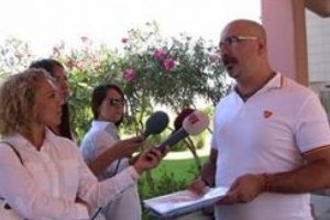 Taraftarlar yasak değil &ouml;zg&uuml;rl&uuml;k istiyor