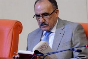 AK Parti iktidarı i&ccedil;in kitap basacaklar!