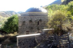 Tarihi cami 7 yıldır ibadete a&ccedil;ılmıyor