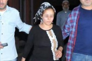 Aldatan kocasının penisine kızgın yağ d&ouml;kt&uuml;