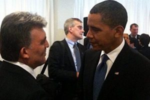 G&uuml;l'den Obama'ya: Siz burada, biz oradayız