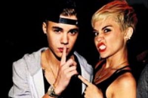 Justin'in hala &ccedil;ocuk...