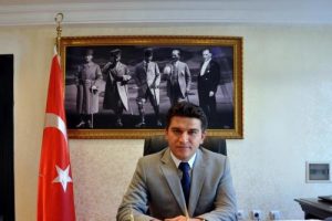 Bir yıl aradan sonra kaymakama kavuştu
