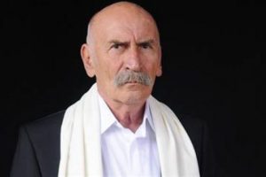 Kurtiz'in &ouml;l&uuml;m haberini alan dostları evine koştu