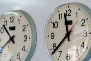 Meğer 71 yıldır saatleri yanlışmış