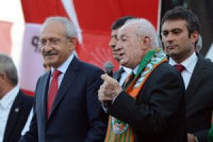Vural Savaş CHP'ye katıldı