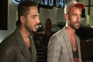 G&ouml;khan &Ouml;zen ve Meireles gece turunda