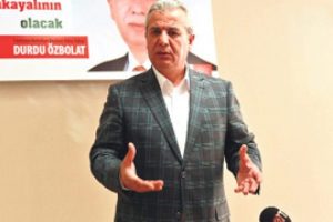 'Melih G&ouml;k&ccedil;ek dinleme yapıyor'