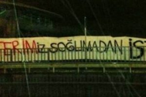 G.Saray taraftarı sakinleşmiyor! 'İstifa'