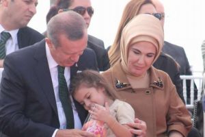 Erdoğan'ın &ccedil;ocuk sevgisi