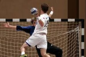 Hentbol &ouml;d&uuml;lleri sahiplerini buldu