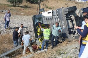 Komyonun i&ccedil;inde feci şekilde can verdi