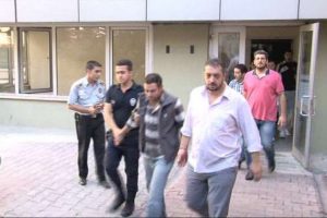 "Taraftar" g&ouml;zaltıları sağlık kontrol&uuml;nde