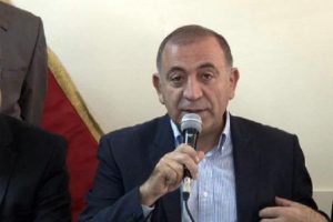 G&uuml;rsel Tekin'den Barbaros Şansal'a &ccedil;ağrı