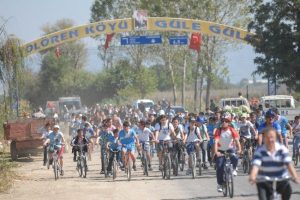 Spora teşvik i&ccedil;in pedal &ccedil;evirdiler
