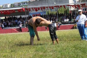 15 Yaşında 150 kilo gelen rakibini yendi