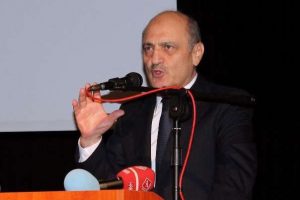 "Millete tepeden bakmayacaksın"