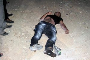 9.kattan atlayıp intihar etti