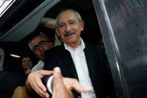 Kılı&ccedil;daroğlu'na 'genel başkan Sarıg&uuml;l' sorusu