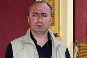 Mısır'da tutuklu gazeteciden 'kurtarın' &ccedil;ığlığı