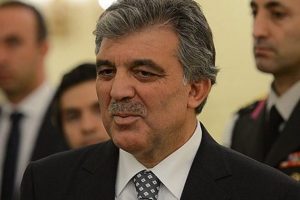 "T&uuml;rkiye'ye d&ouml;n&uuml;k olumsuz tavır ciddi"