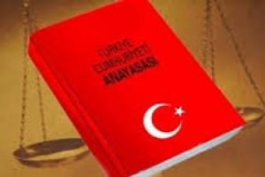 Paket a&ccedil;ıklamasında K&uuml;rt&ccedil;e canlı yayın