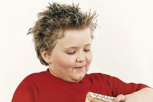 &Ccedil;ocukları obezliğe g&ouml;t&uuml;ren 5 sebep